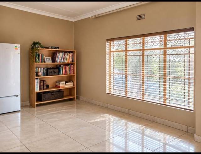3 BEDROOM PROPERTY TO RENT IN DISCOVERY